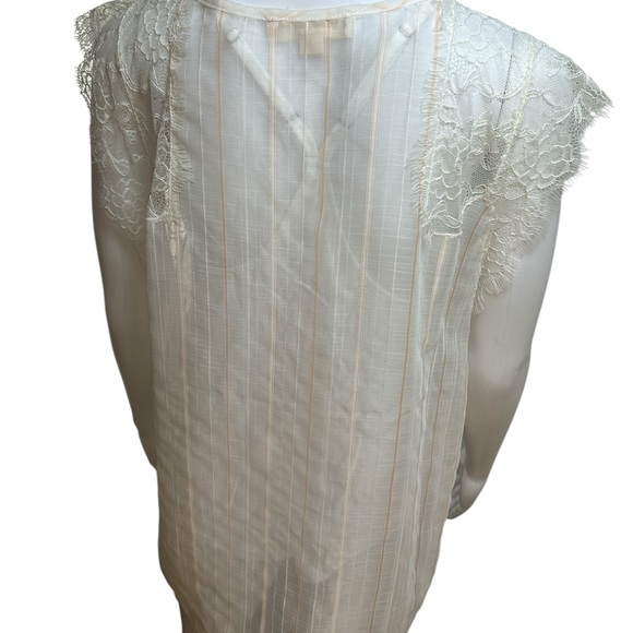 Lovestitch Kaylee Lace & Satin Blouse in Ivory - Picture 4 of 9